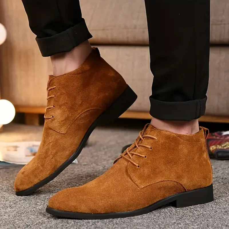 Stylish suede chukka boots for men, lightweight casual shoes